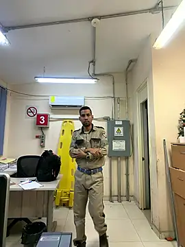 EnriquePersian197 online show from January 14, 2026, 12:11 pm