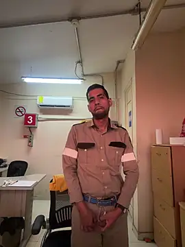 Snapshot of EnriquePersian197 chatting on February 13, 2026, 12:17 am EnriquePersian197 online show from February 13, 2026, 12:17 am