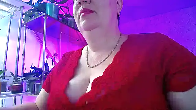  Sweet Woman online show from September 17, 2025, 4:25 am