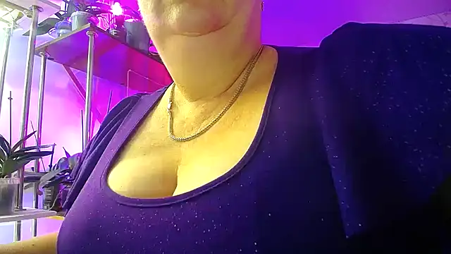 Snapshot of _Sweet_Woman chatting on October 11, 2025, 4:22 am Sweet Woman online show from October 11, 2025, 4:22 am