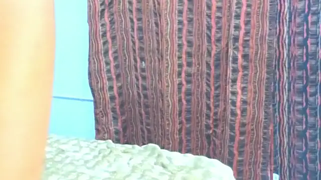 Snapshot of CaramelDelux27 chatting on September 8, 2025, 9:36 pm CaramelDelux27 online show from September 8, 2025, 9:36 pm