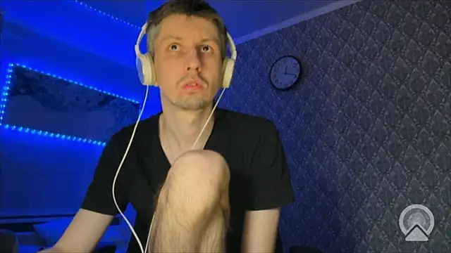 Aki-Laky online show from December 16, 2025, 7:19 pm