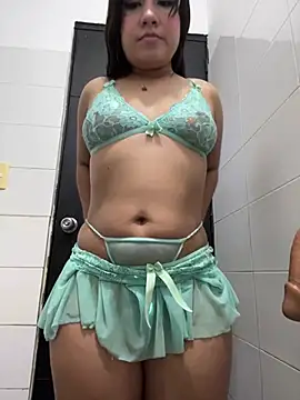 melyescobar online show from July 18, 2026, 4:05 am