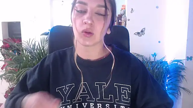 Lia-mitch online show from April 30, 2026, 6:47 pm