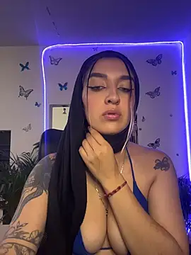 Lia-mitch online show from July 1, 2026, 6:51 pm