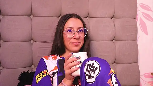 Sweet Sammy  online show from October 31, 2025, 4:02 am