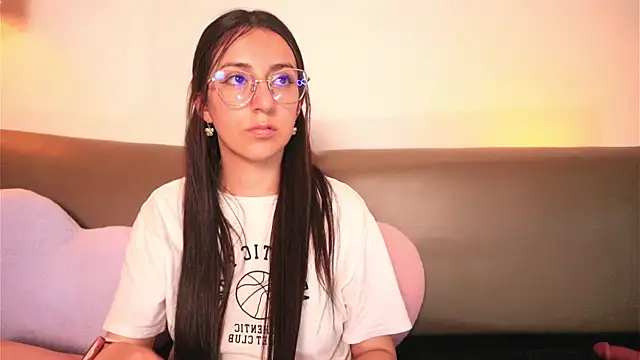 Sweet Sammy  online show from February 17, 2026, 7:31 pm