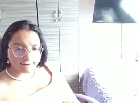 Snapshot of Nia-Cop chatting on January 9, 2025, 8:55 pm Nia-Cop online show from January 9, 2025, 8:55 pm