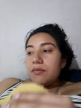 Hellen Alex online show from April 30, 2026, 8:57 pm