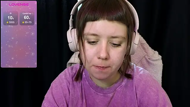 Snapshot of June_shy0 chatting on March 20, 2025, 11:05 am June shy0 online show from March 20, 2025, 11:05 am