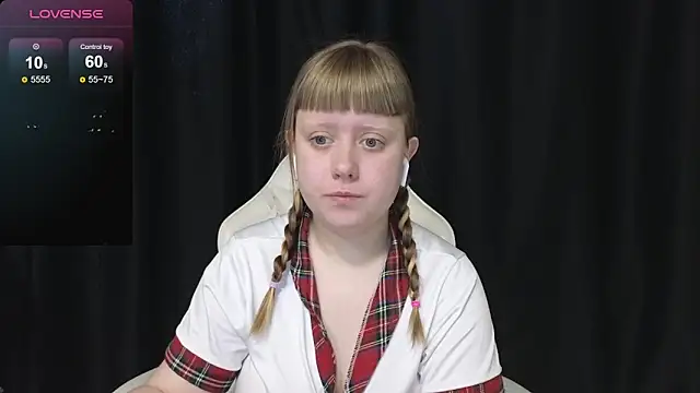 June shy0 online show from March 29, 2026, 6:35 am