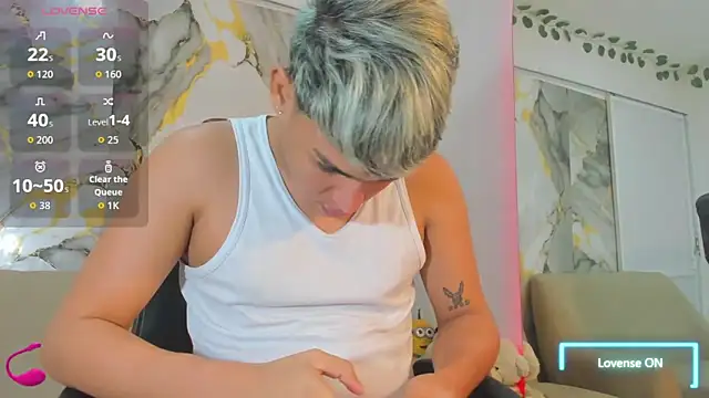 ryan carter08 online show from December 22, 2025, 2:52 am