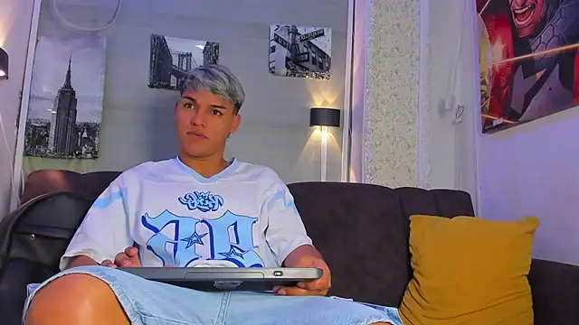 ryan carter08 online show from January 6, 2026, 12:42 pm