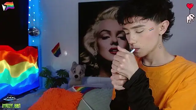 maxiy 001 online show from June 29, 2026, 1:12 am
