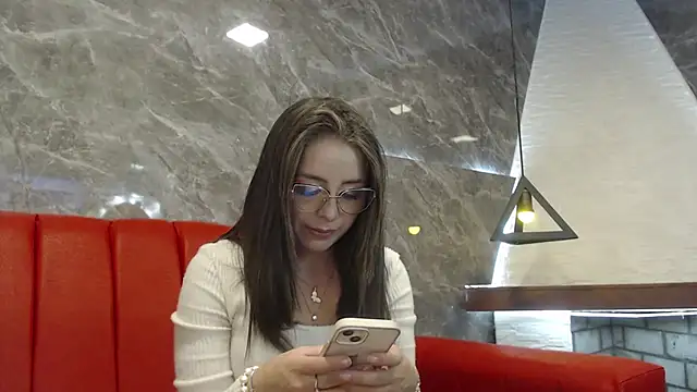 Snapshot of _isaabellaa chatting on March 10, 2025, 5:29 pm isaabellaa online show from March 10, 2025, 5:29 pm