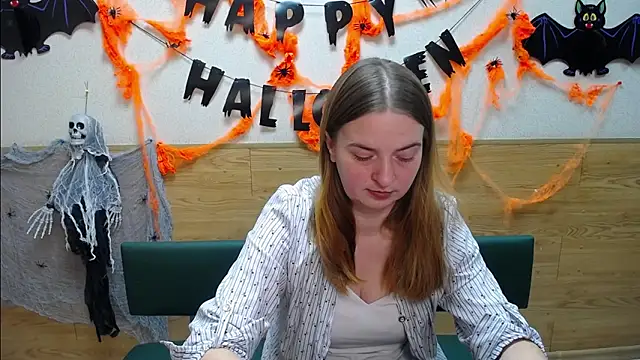 FreyaDak online show from November 6, 2025, 6:09 pm