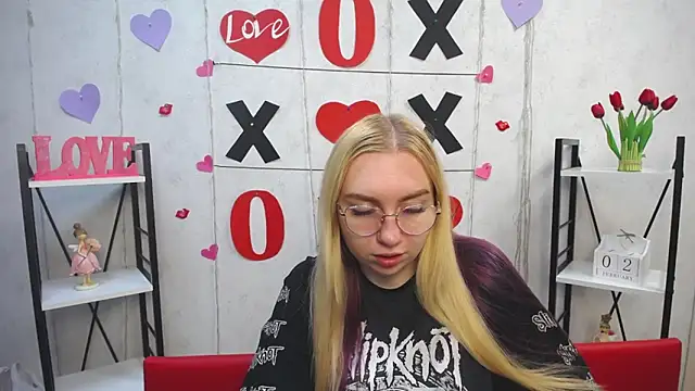 BeatriceFly online show from February 2, 2025, 9:19 am