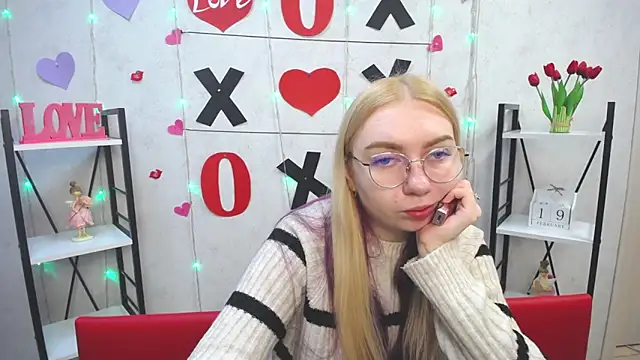 BeatriceFly online show from February 19, 2025, 6:22 am