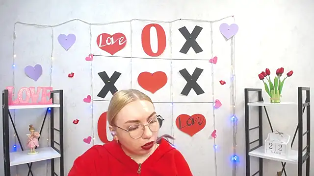 BeatriceFly online show from March 22, 2025, 10:28 am