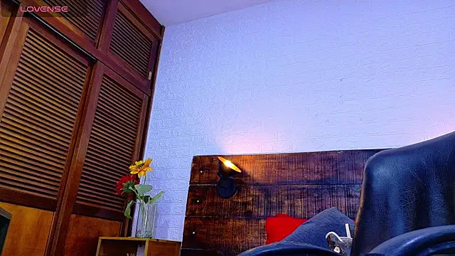 Celeste sanz online show from December 14, 2025, 12:54 pm