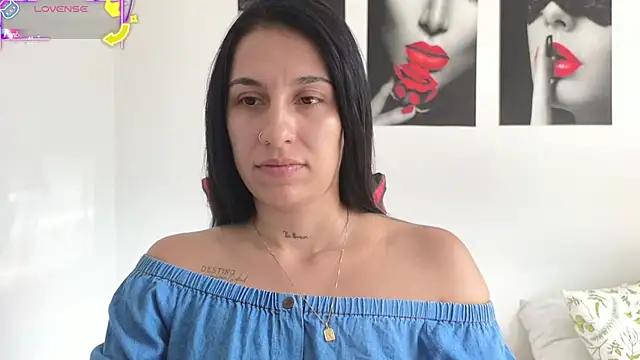 Snapshot of tammyandrade_ chatting on July 15, 2026, 2:33 pm tammyandrade online show from July 15, 2026, 2:33 pm