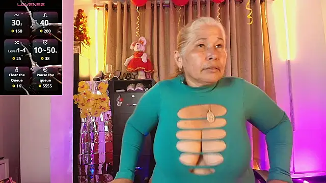 Snapshot of girl_amada chatting on February 14, 2026, 7:43 pm girl amada online show from February 14, 2026, 7:43 pm