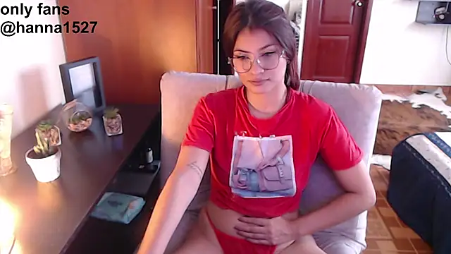 Snapshot of hanna_beili chatting on October 2, 2025, 4:58 pm hanna beili online show from October 2, 2025, 4:58 pm