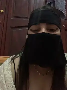 Miss-Soka online show from December 17, 2024, 5:07 am