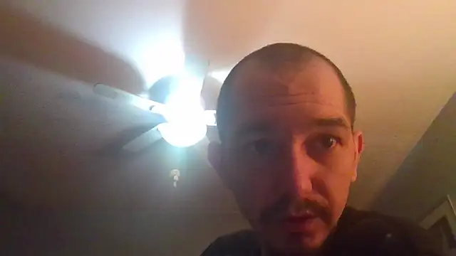 Snapshot of VanceFontaine chatting on January 25, 2025, 1:32 am VanceFontaine online show from January 25, 2025, 1:32 am