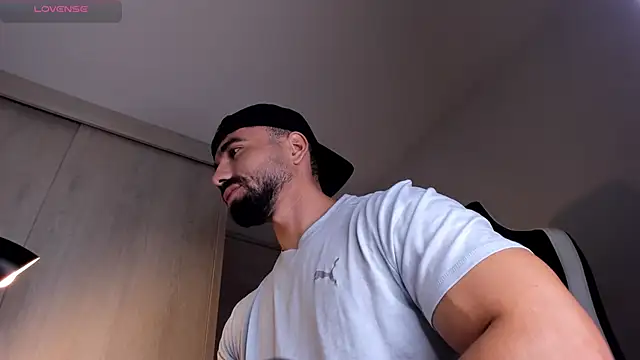 Snapshot of edrick_walton1 chatting on December 1, 2024, 11:47 pm edrick walton1 online show from December 1, 2024, 11:47 pm
