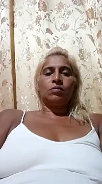 Snapshot of Goodgirlsue_77 chatting on March 10, 2025, 7:29 pm Goodgirlsue 77 online show from March 10, 2025, 7:29 pm