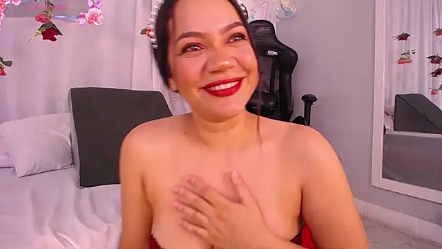 CherylFoster online show from February 24, 2025, 11:41 pm