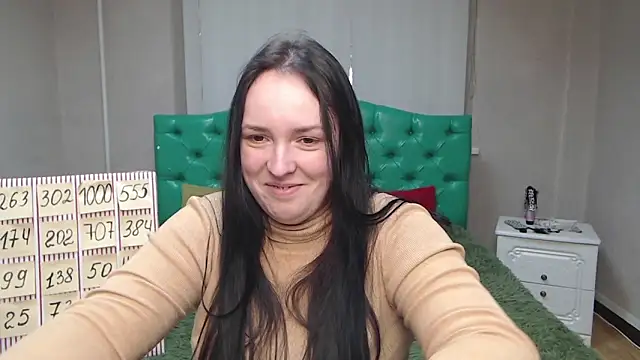 IsabelBlackberry online show from January 22, 2025, 12:17 pm