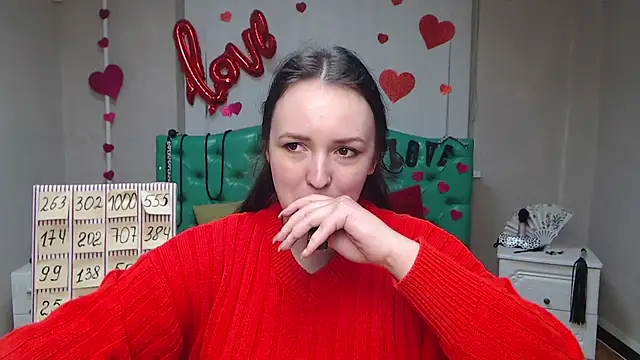 IsabelBlackberry online show from February 15, 2025, 9:05 am