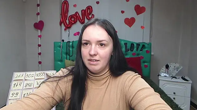 IsabelBlackberry online show from February 24, 2025, 9:10 am