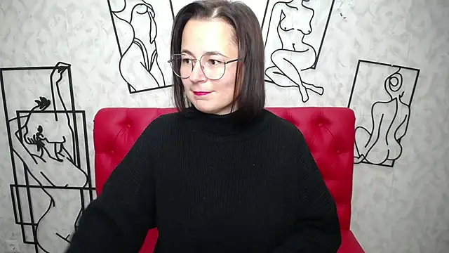 Snapshot of MarieSho chatting on December 14, 2024, 3:29 am MarieSho online show from December 14, 2024, 3:29 am