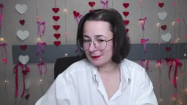 Snapshot of MarieSho chatting on February 4, 2025, 9:10 pm MarieSho online show from February 4, 2025, 9:10 pm