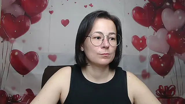 Snapshot of MarieSho chatting on May 7, 2026, 6:13 pm MarieSho online show from May 7, 2026, 6:13 pm