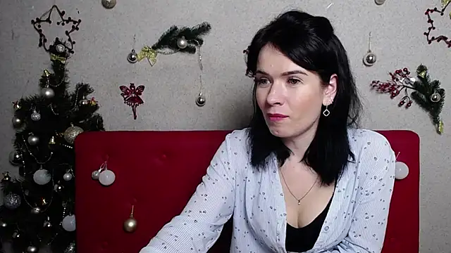 Snapshot of JasmineKouch chatting on December 28, 2024, 3:37 am JasmineKouch online show from December 28, 2024, 3:37 am