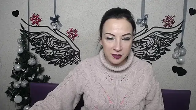 ElizabethSho online show from January 6, 2026, 6:11 pm