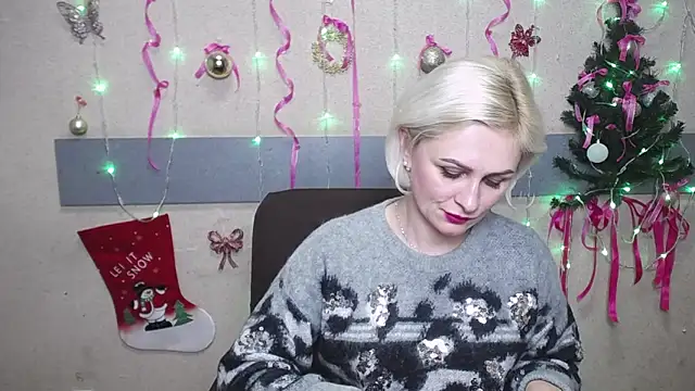 Snapshot of OliviaHorst chatting on December 21, 2024, 12:38 pm OliviaHorst online show from December 21, 2024, 12:38 pm