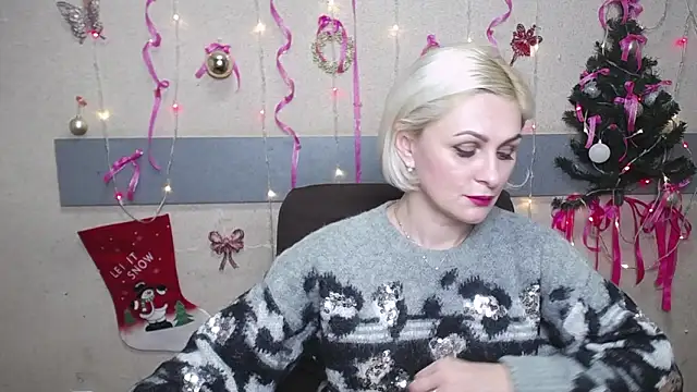 Snapshot of OliviaHorst chatting on December 21, 2024, 3:42 pm OliviaHorst online show from December 21, 2024, 3:42 pm