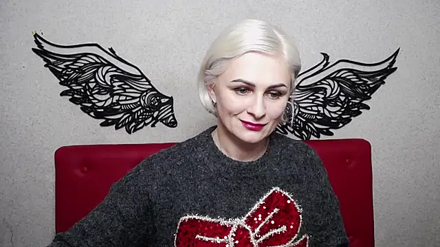 Snapshot of OliviaHorst chatting on February 9, 2025, 1:56 pm OliviaHorst online show from February 9, 2025, 1:56 pm