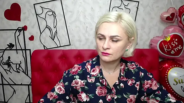 Snapshot of OliviaHorst chatting on March 6, 2025, 3:24 pm OliviaHorst online show from March 6, 2025, 3:24 pm