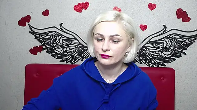 Snapshot of OliviaHorst chatting on March 8, 2025, 6:21 am OliviaHorst online show from March 8, 2025, 6:21 am