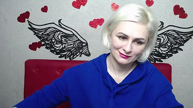 Snapshot of OliviaHorst chatting on March 8, 2025, 12:41 pm OliviaHorst online show from March 8, 2025, 12:41 pm