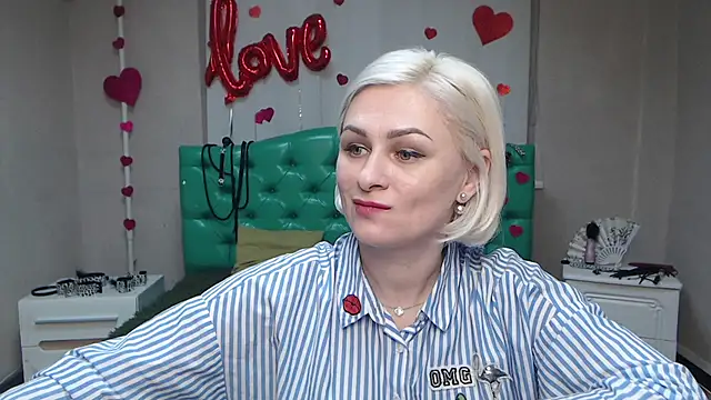 Snapshot of OliviaHorst chatting on March 21, 2025, 3:46 pm OliviaHorst online show from March 21, 2025, 3:46 pm