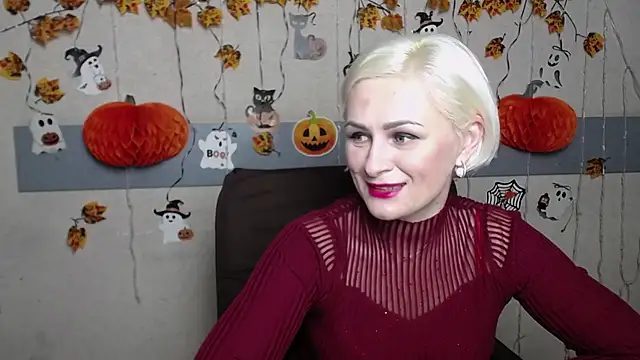 Snapshot of OliviaHorst chatting on November 15, 2025, 6:15 pm OliviaHorst online show from November 15, 2025, 6:15 pm