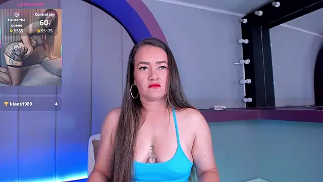 celestelewis online show from October 10, 2025, 7:46 pm