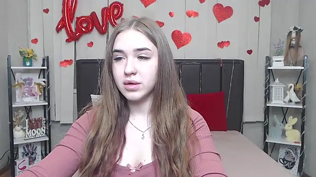 LauraHlot online show from March 7, 2026, 6:38 pm